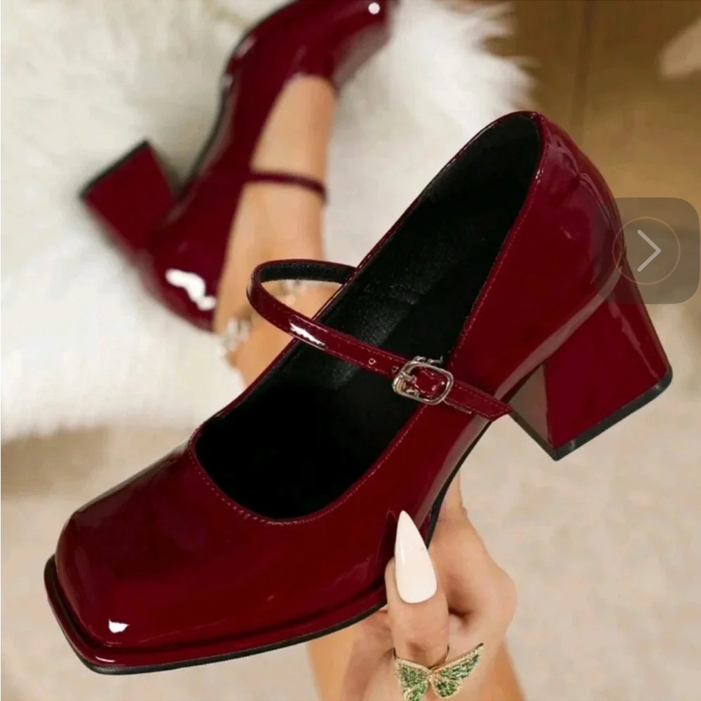 Chunky Heeled Mary Jane Shoes, Round Toe Red/Burgundy - Picture 2 of 11